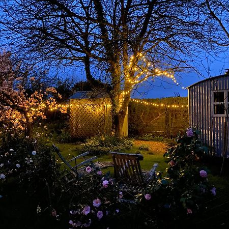 The Wayside Shepherd Hut 볼리외 외부 사진