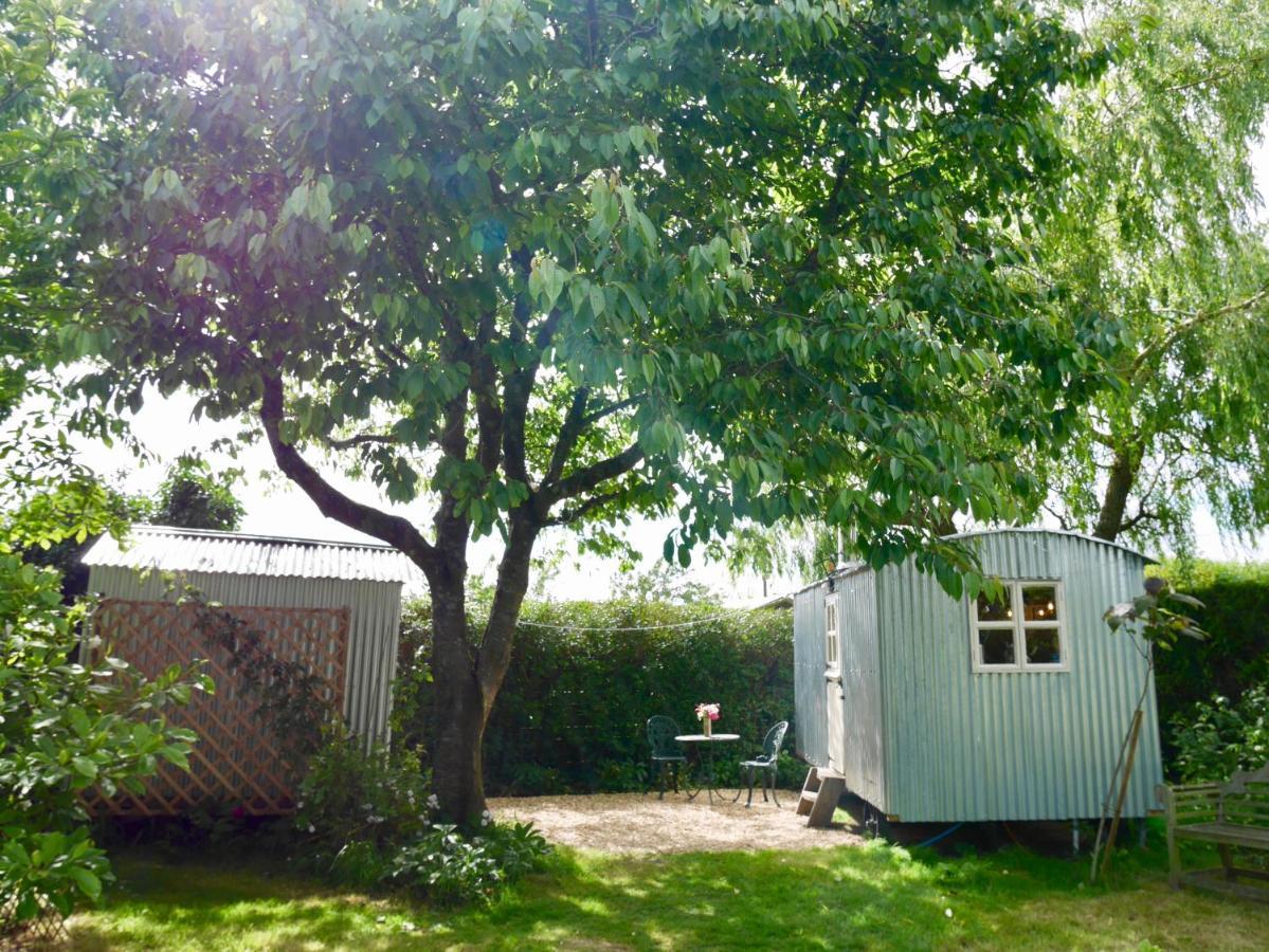 The Wayside Shepherd Hut 볼리외 외부 사진